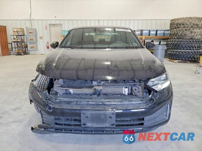 Piąte zdjęcie samochodu w środku: 2024 VOLKSWAGEN JETTA SPORT VIN:3VWBM7BU0RM029172 - miniatura