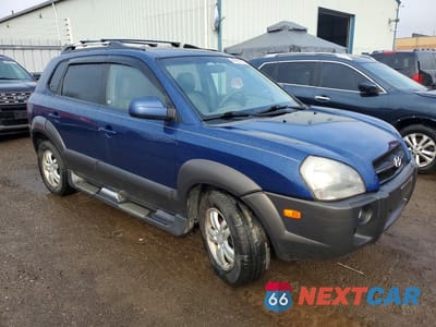 Czwarte zdjęcie samochodu z boku: 2006 HYUNDAI TUCSON GL VIN:KM8JM72D46U302096 - miniatura