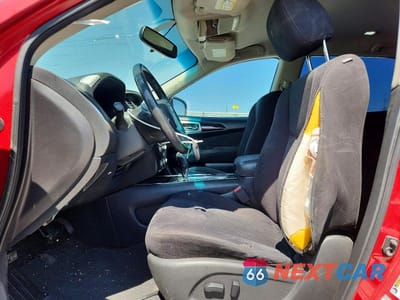 Zdjęcie 7 z 13 samochodu: 2015 NISSAN PATHFINDER SV VIN:5N1AR2MN3FC662251 - miniatura