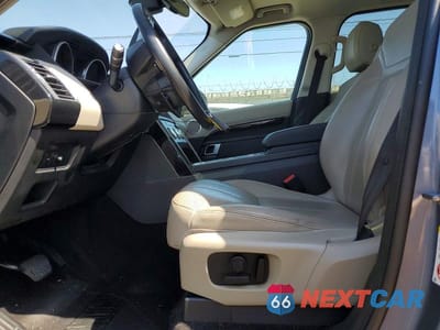 Zdjęcie 7 z 13 samochodu: 2020 LAND ROVER DISCOVERY SE VIN:SALRG2RV8L2428168 - miniatura