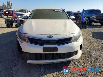 Piąte zdjęcie samochodu w środku: 2017 KIA OPTIMA HYBRID PREMIUM VIN:KNAGT4LC3H5005482 - miniatura