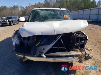 Piąte zdjęcie samochodu w środku: 2004 CHEVROLET TAHOE C1500 VIN:1GNEC13Z54R274493 - miniatura