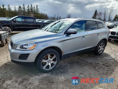 2012 VOLVO XC60 T6 YV4902DZXC2324882 - główne zdjęcie licytacji z USA - miniatura