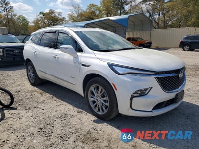 Czwarte zdjęcie samochodu z boku: 2023 BUICK ENCLAVE AVENIR VIN:5GAERDKW5PJ161096 - miniatura