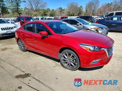 Czwarte zdjęcie samochodu z boku: 2018 MAZDA 3 TOURING VIN:3MZBN1V36JM259073 - miniatura