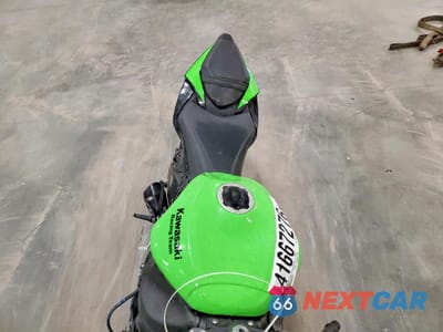 Piąte zdjęcie samochodu w środku: 2022 KAWASAKI ZX636 K VIN:JKBZXJH13NA012768 - miniatura