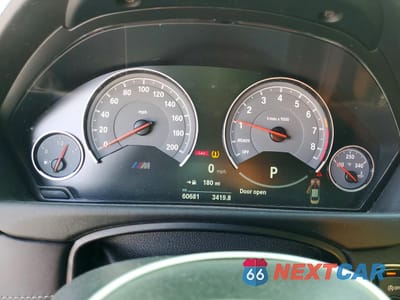 Zdjęcie 9 z 13 samochodu: 2016 BMW M4 VIN:WBS3R9C56GK338315 - miniatura