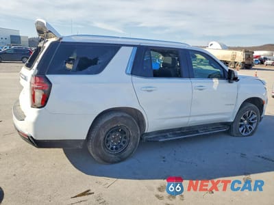 Trzecie zdjęcie samochodu z tyłu: 2024 CHEVROLET TAHOE K1500 LT VIN:1GNSKNKD3RR329470 - miniatura