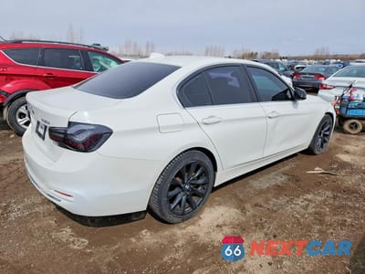 Trzecie zdjęcie samochodu z tyłu: 2017 BMW 330 XI VIN:WBA8D9G53HNU59080 - miniatura