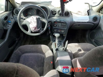 Zdjęcie 8 z 11 samochodu: 2000 PONTIAC GRAND AM GT VIN:1G2NW52E3YM747577 - miniatura