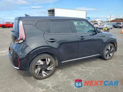 Trzecie zdjęcie samochodu z tyłu: 2023 KIA SOUL GT-LINE VIN:KNDJ53AU3P7868519 - miniatura