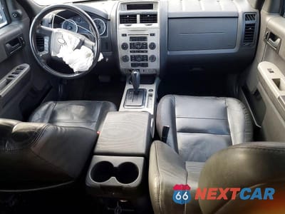 Zdjęcie 8 z 14 samochodu: 2011 FORD ESCAPE XLT VIN:1FMCU0D77BKA19334 - miniatura