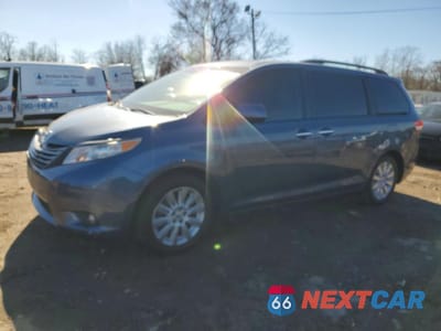 2013 TOYOTA SIENNA 5TDDK3DC4DS056334 - główne zdjęcie licytacji z USA - miniatura