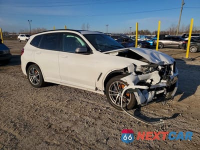 Czwarte zdjęcie samochodu z boku: 2018 BMW X3 XDRIVEM40I VIN:5UXTS3C55J0Y99082 - miniatura
