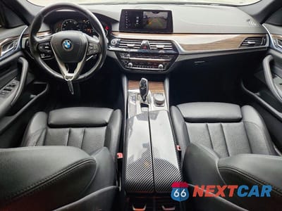 Zdjęcie 8 z 12 samochodu: 2017 BMW 530 XI VIN:WBAJA7C30HG906567 - miniatura