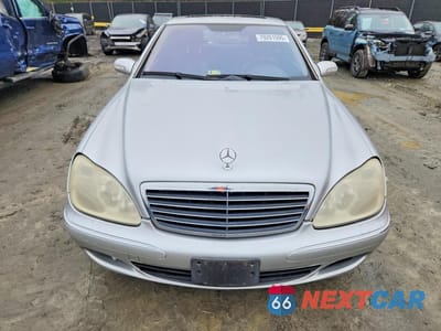 Piąte zdjęcie samochodu w środku: 2004 MERCEDES-BENZ S 500 4MATIC VIN:WDBNG84J54A427157 - miniatura