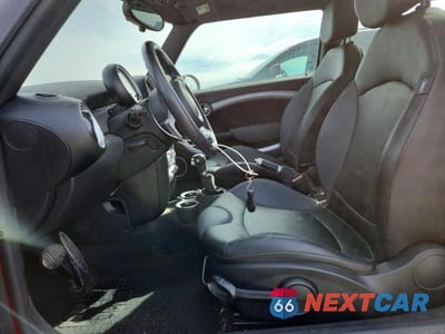 Zdjęcie 7 z 12 samochodu: 2009 MINI COOPER S VIN:WMWMF73539TW84311 - miniatura