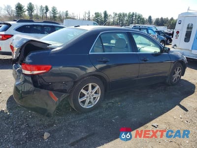 Trzecie zdjęcie samochodu z tyłu: 2004 HONDA ACCORD EX VIN:1HGCM66544A006733 - miniatura