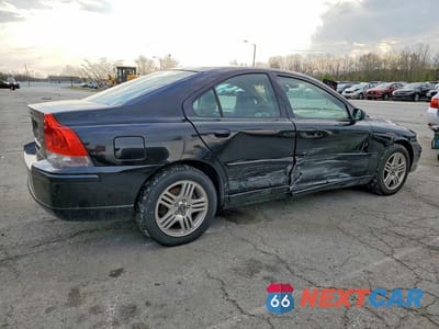 Trzecie zdjęcie samochodu z tyłu: 2006 VOLVO S60 2.5T VIN:YV1RS592062535744 - miniatura