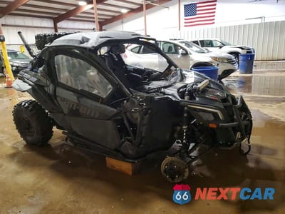 2024 CAN-AM MAVERICK X3 UTILITY VEHICLE 3JBVDAV45RE000319 - główne zdjęcie licytacji z USA - miniatura