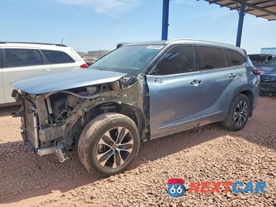 2022 TOYOTA HIGHLANDER XLE 5TDHZRBH5NS205107 - główne zdjęcie licytacji z USA - miniatura