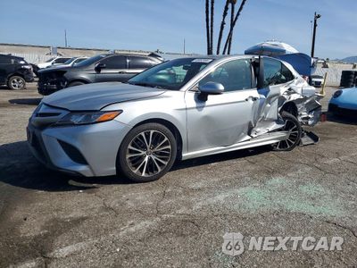 2018 TOYOTA CAMRY SE 4T1B11HK9JU598306 - główne zdjęcie licytacji z USA - miniatura