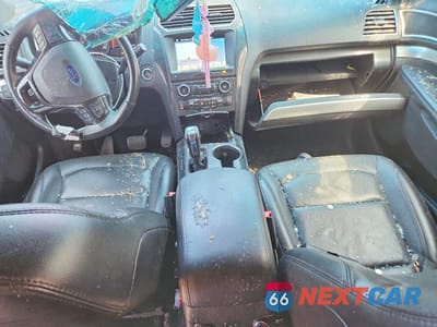 Zdjęcie 8 z 13 samochodu: 2017 FORD EXPLORER XLT VIN:1FM5K7D8XHGA97408 - miniatura