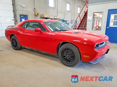 Czwarte zdjęcie samochodu z boku: 2009 DODGE CHALLENGER SE VIN:2B3LJ44V09H604634 - miniatura