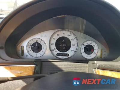 Zdjęcie 9 z 12 samochodu: 2008 MERCEDES-BENZ E 350 VIN:WDBUF56XX8B354236 - miniatura