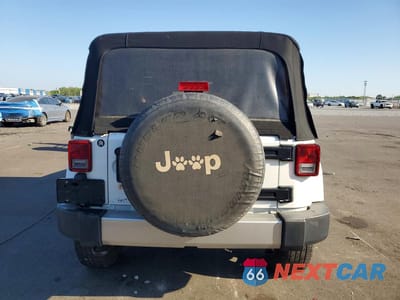 Zdjęcie 6 z 11 samochodu: 2017 JEEP WRANGLER UNLIMITED SAHARA VIN:1C4BJWEG6HL629948 - miniatura
