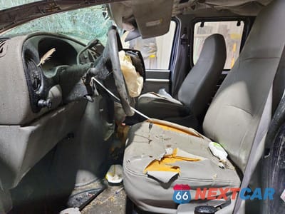 Zdjęcie 7 z 14 samochodu: 2000 FORD ECONOLINE E150 WAGON VIN:1FMRE11W4YHA39734 - miniatura