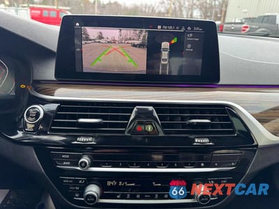 Zdjęcie 8 z 12 samochodu: 2020 BMW 530 XI VIN:WBAJR7C03LCD09348 - miniatura