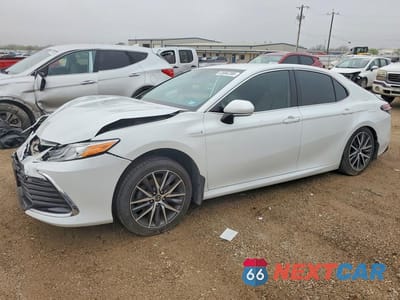 2021 TOYOTA CAMRY HYBRID XLE 4T1F31AK6MU560767 - główne zdjęcie licytacji z USA - miniatura