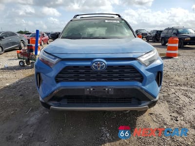 Piąte zdjęcie samochodu w środku: 2024 TOYOTA RAV4 HYBRID XSE VIN:JTME6RFV5RD559366 - miniatura