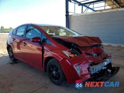 Czwarte zdjęcie samochodu z boku: 2015 TOYOTA PRIUS TWO VIN:JTDKN3DU4F0450459 - miniatura