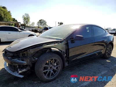 2019 TESLA MODEL 3 5YJ3E1EA9KF396049 - główne zdjęcie licytacji z USA - miniatura