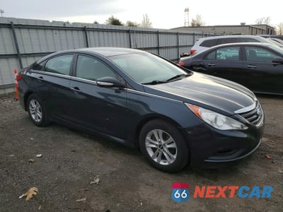 Czwarte zdjęcie samochodu z boku: 2014 HYUNDAI SONATA GLS VIN:5NPEB4ACXEH860269 - miniatura