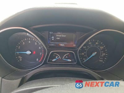 Zdjęcie 9 z 11 samochodu: 2016 FORD FOCUS SE VIN:1FADP3F24GL274596 - miniatura