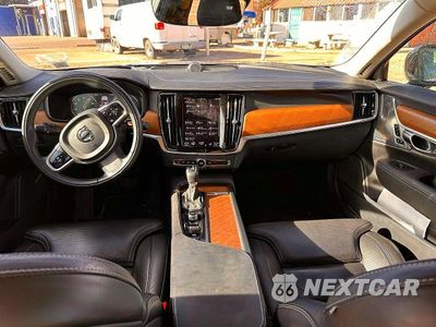 Zdjęcie 9 z 10 samochodu: 2017 VOLVO S90 T6 INSCRIPTION VIN:YV1A22ML4H1007385 - miniatura