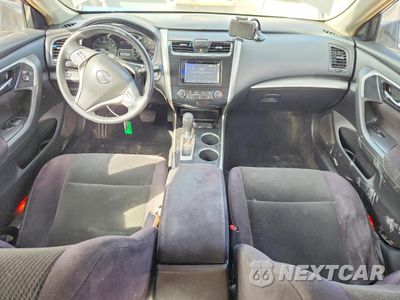Zdjęcie 8 z 14 samochodu: 2013 NISSAN ALTIMA VIN:1N4AL3AP3DN571330 - miniatura