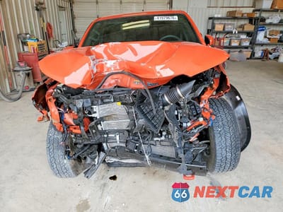 Piąte zdjęcie samochodu w środku: 2025 NISSAN FRONTIER PRO-X VIN:1N6ED1EJ9SN655181 - miniatura