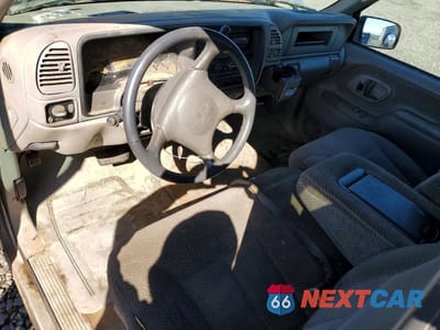 Zdjęcie 8 z 12 samochodu: 2000 GMC SIERRA K2500 VIN:1GTGK29J9YF431154 - miniatura