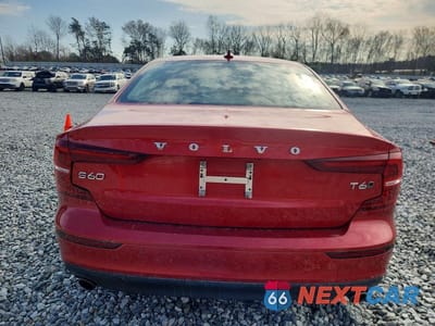 Zdjęcie 6 z 12 samochodu: 2019 VOLVO S60 T6 MOMENTUM VIN:7JRA22TK7KG017509 - miniatura
