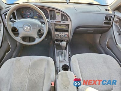 Zdjęcie 8 z 12 samochodu: 2006 HYUNDAI ELANTRA GLS VIN:KMHDN46D16U209894 - miniatura