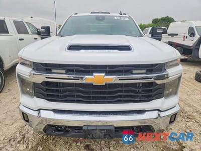 Piąte zdjęcie samochodu w środku: 2024 CHEVROLET SILVERADO HD FLATBED TRUCK VIN:1GB1YNE72RF221050 - miniatura