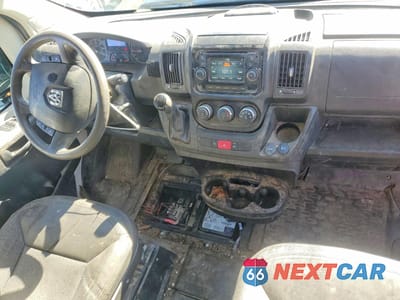 Zdjęcie 8 z 12 samochodu: 2017 RAM PROMASTER 3500 3500 HIGH VIN:3C6URVJG9HE501463 - miniatura