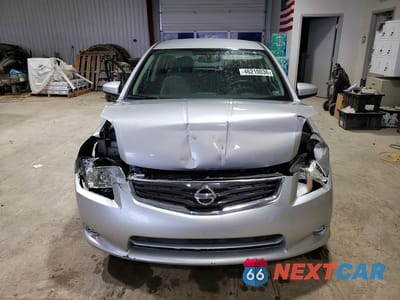 Piąte zdjęcie samochodu w środku: 2011 NISSAN SENTRA 2.0 VIN:3N1AB6AP7BL722863 - miniatura