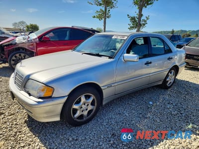 2000 MERCEDES-BENZ C 230 WDBHA24G5YA854053 - główne zdjęcie licytacji z USA - miniatura