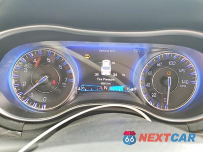 Zdjęcie 9 z 11 samochodu: 2019 CHRYSLER 300 TOURING VIN:2C3CCAAG2KH568954 - miniatura