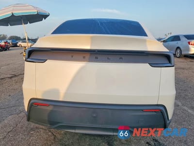 Zdjęcie 6 z 14 samochodu: 2026 TESLA MODEL Y VIN:7SAYGDED9TF548850 - miniatura